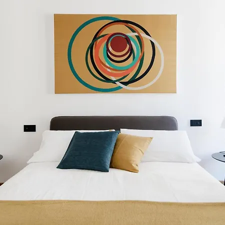 Dome's Charme - The House Of Travelers Apartment