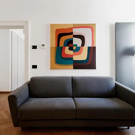 Dome's Charme - The House Of Travelers Apartment *